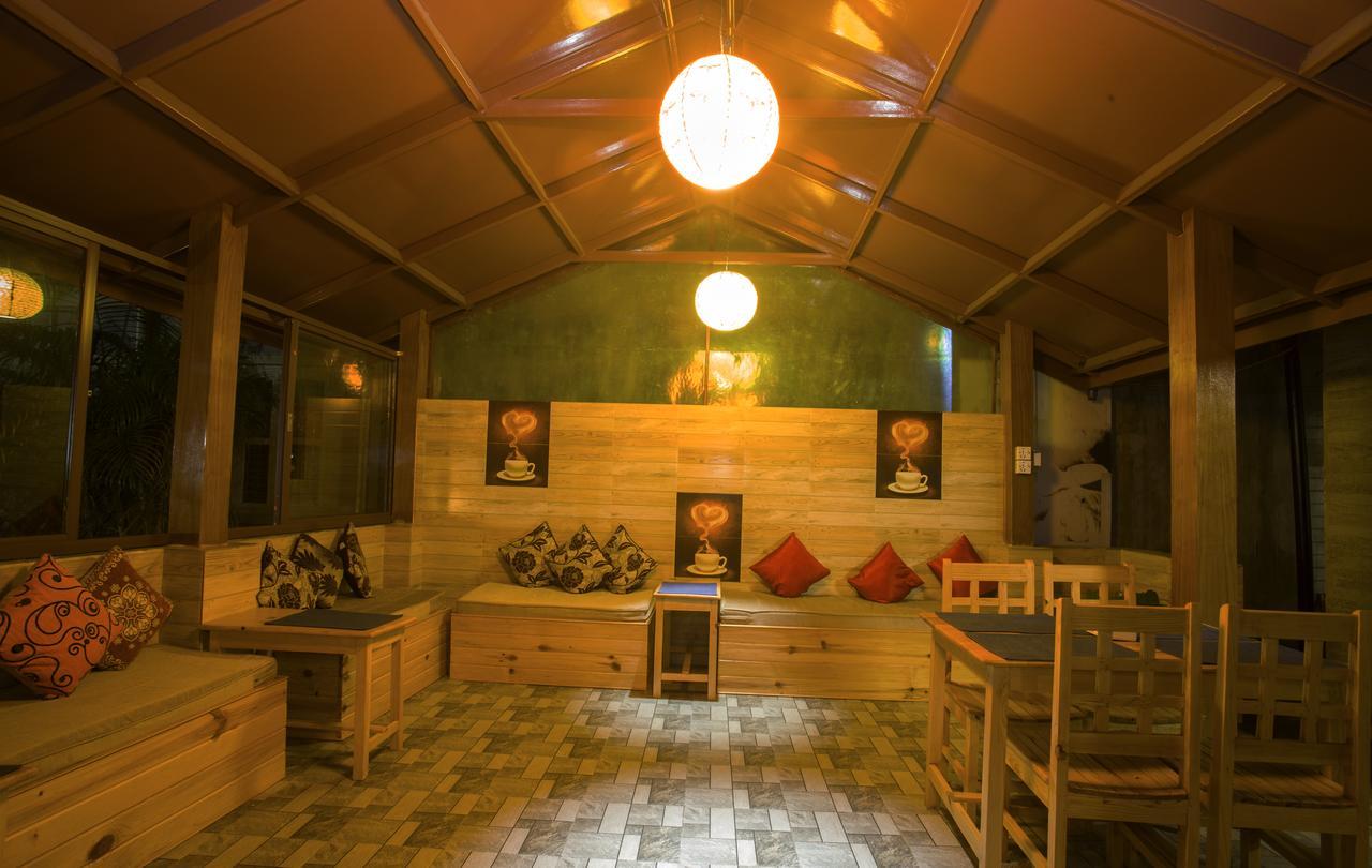 The North Face Inn Покхара Екстер'єр фото